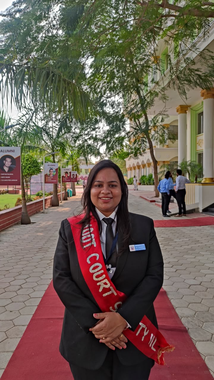 Rashmi Jain speaking during a legal education event